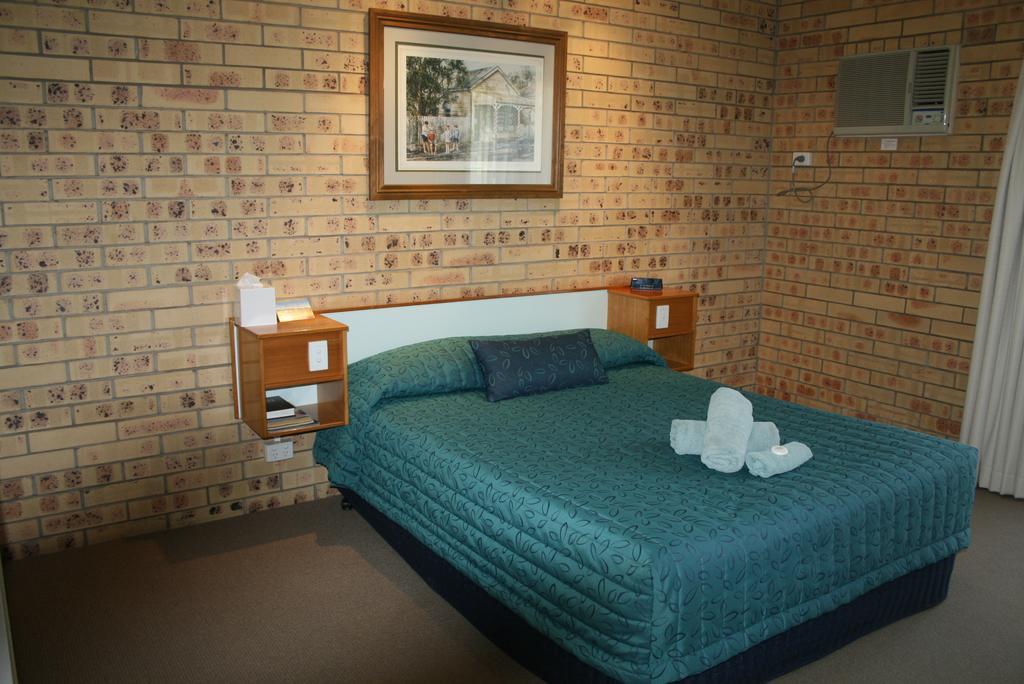 Mulga Country Motor Inn Charleville Zewnętrze zdjęcie