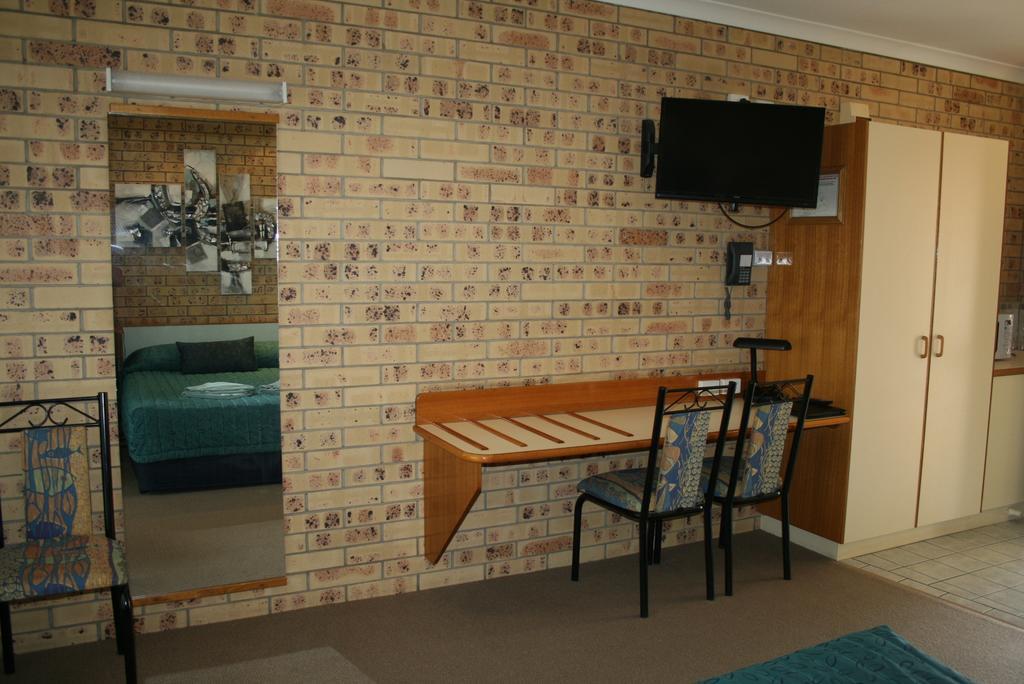 Mulga Country Motor Inn Charleville Zewnętrze zdjęcie